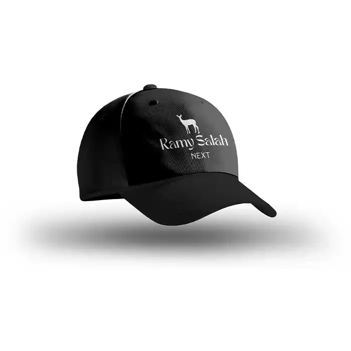 كاب أسود رياضي مطبوع عليه شعار رامي صلاح | Black sports cap printed with Ramy Salah logo