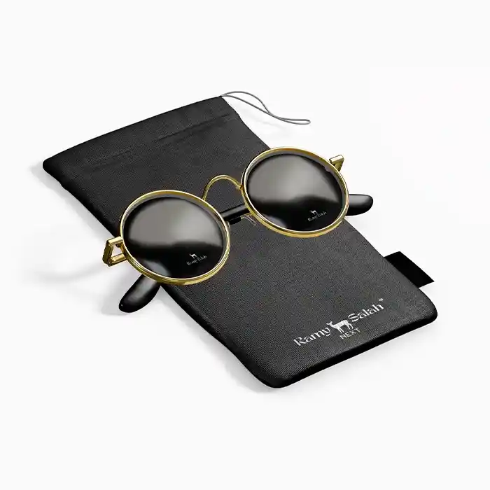 نظارة شمسية دائرية سوداء بإطار ذهبي مع جراب جلد شعار رامي صلاح | Round black sunglasses with gold frame and leather pouch Ramy Salah logo